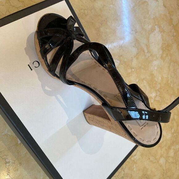 PRADA Black Patent Platform sandal in size 40 - Picture 1 of 10